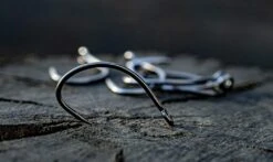 Ahrex SA274 Curved Salt Hooks -VisVaardig Winkel Ahrex SA274 Curved Salt Hooks SA274 XXX ahrex sa274 on wood 1 art 03 1024x608 1