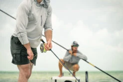 TFO Mangrove Coast Fly Rod -VisVaardig Winkel TFO Mangrove Coast Fly Rod TFOMANCOAST XXX tfo mangrove coast carousel lifestyle 2 1 1024x683 1